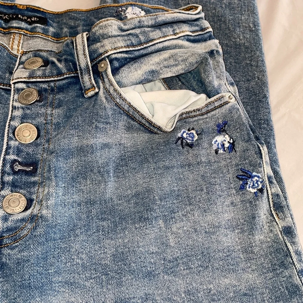 Jeans - Picture 3 of 5